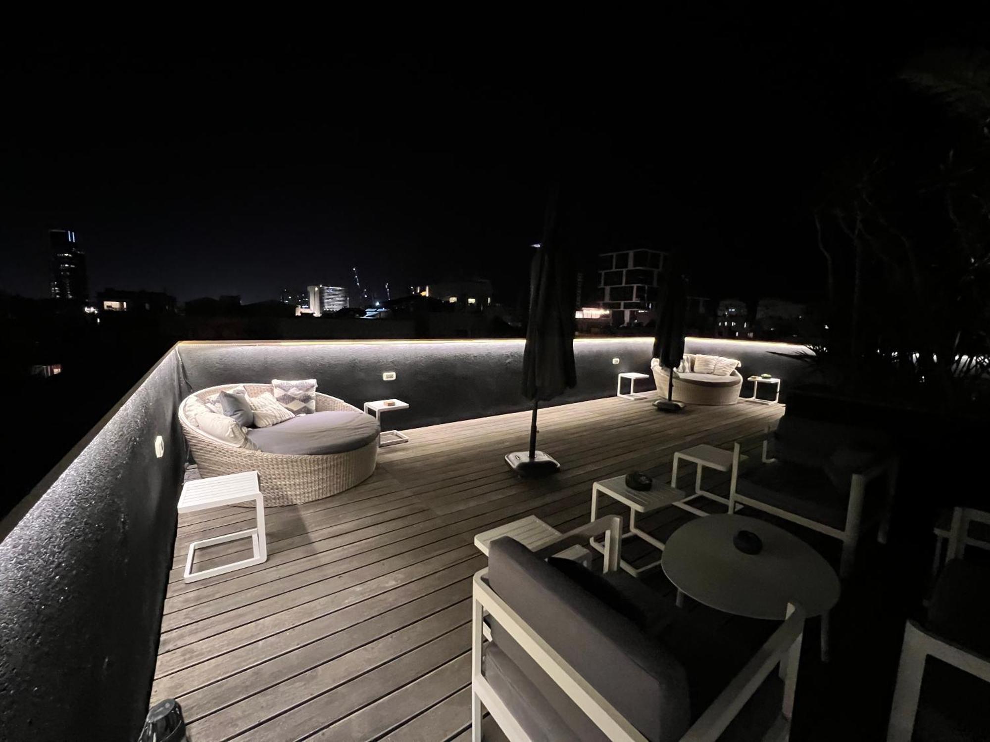 תל אביב Beer Garden Hotel מראה חיצוני תמונה