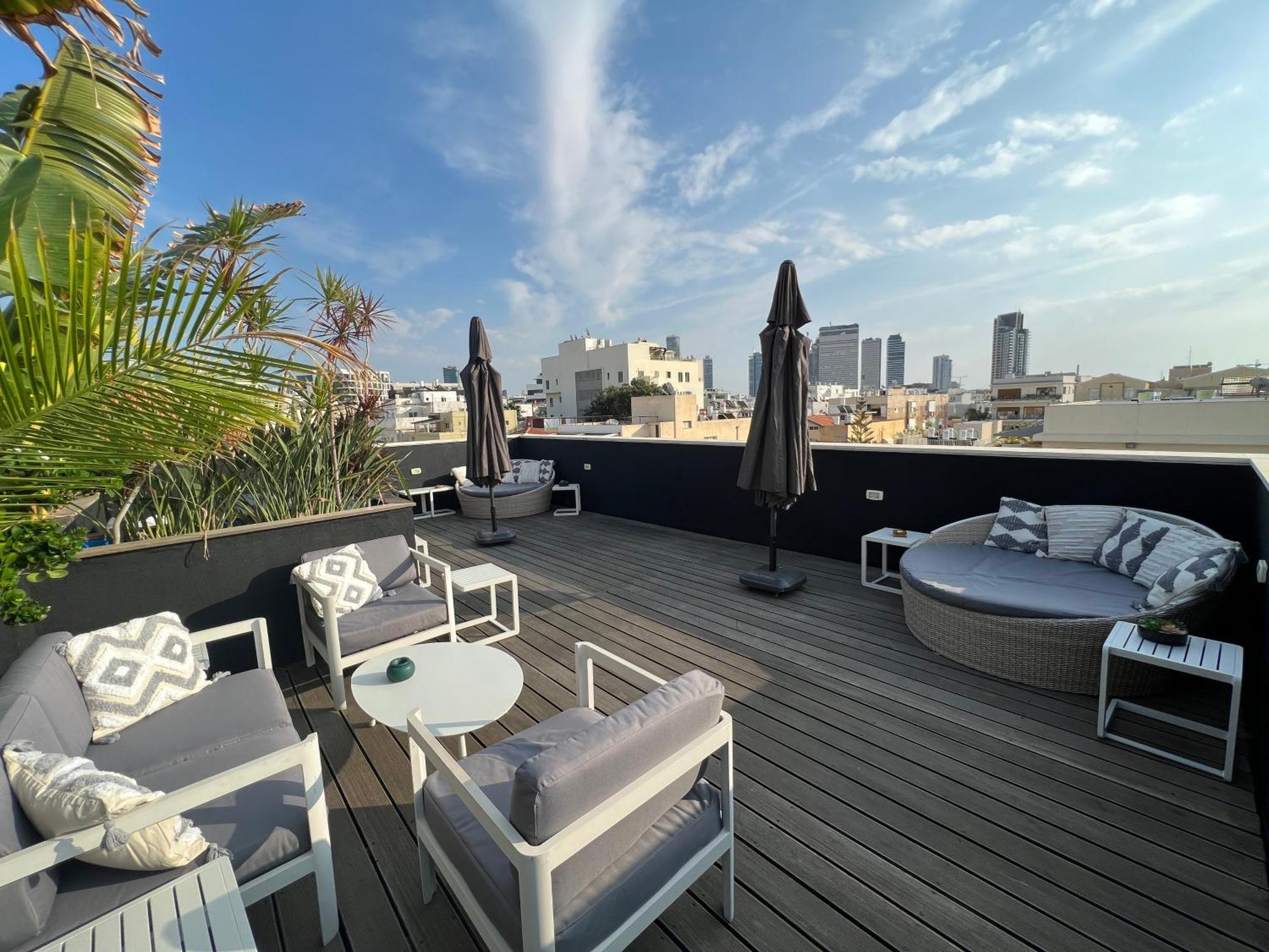 תל אביב Beer Garden Hotel מראה חיצוני תמונה