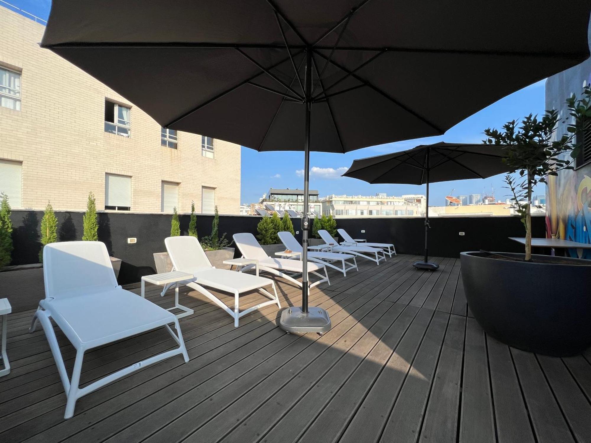 תל אביב Beer Garden Hotel מראה חיצוני תמונה