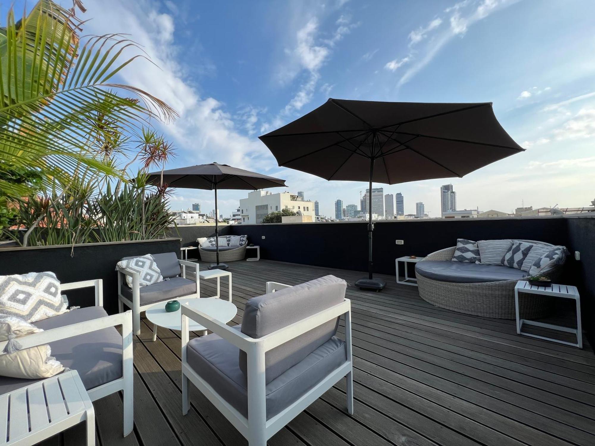 תל אביב Beer Garden Hotel מראה חיצוני תמונה