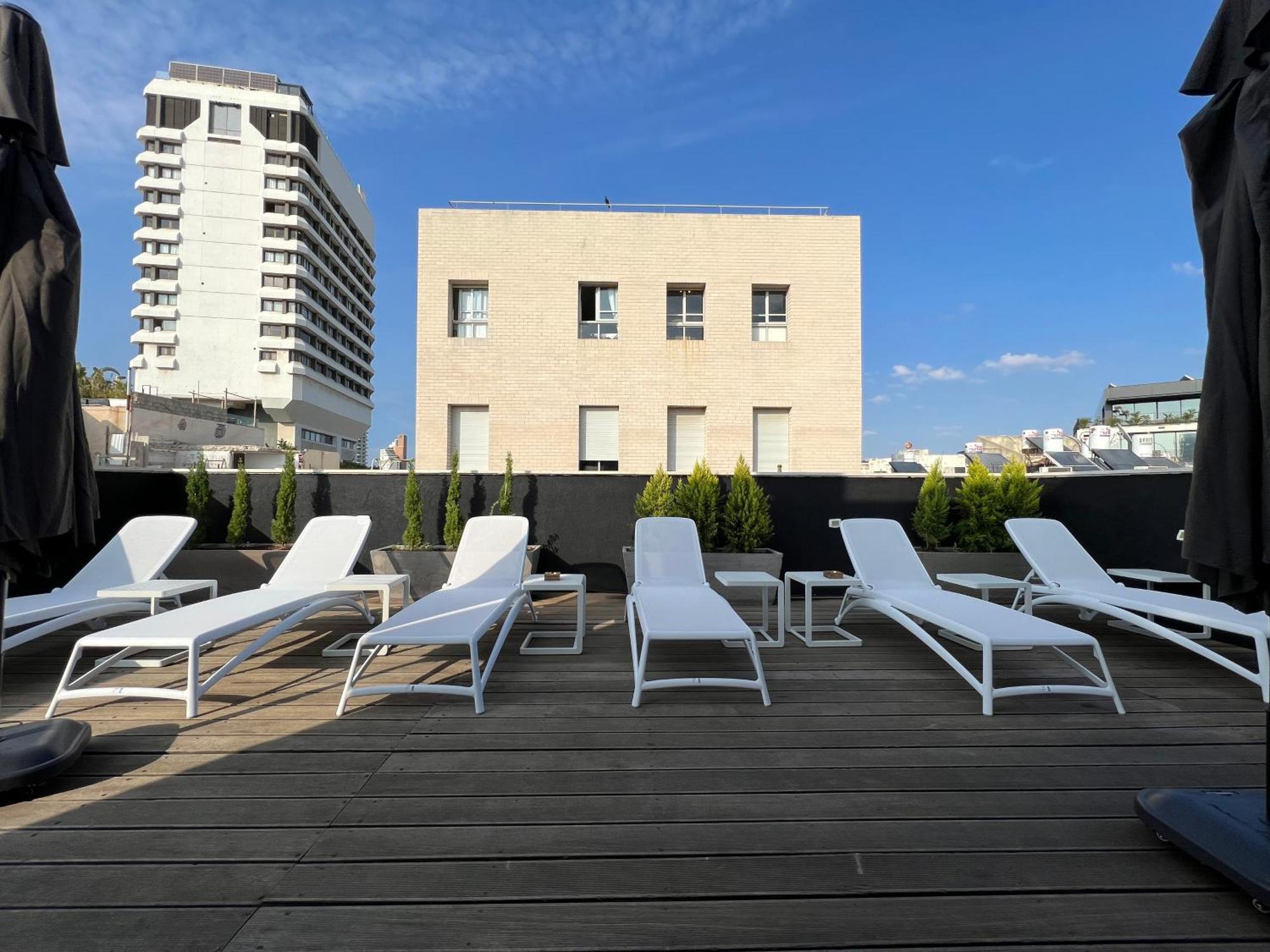 תל אביב Beer Garden Hotel מראה חיצוני תמונה